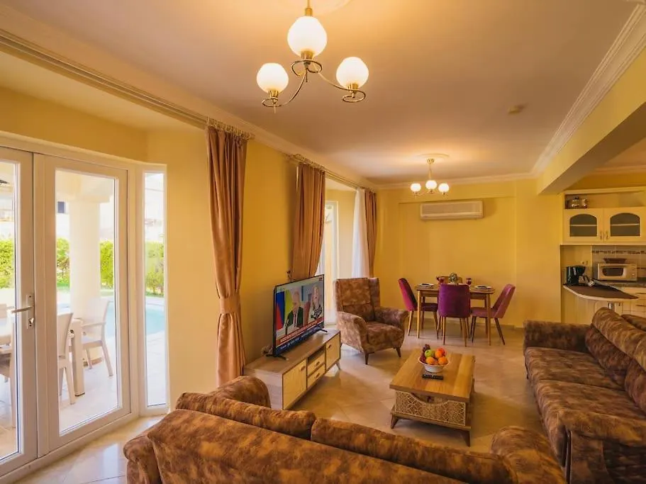 Calis'Ta Denize Sifir 8 Kisilik Villa Pearl 9 Fethiye Turkey